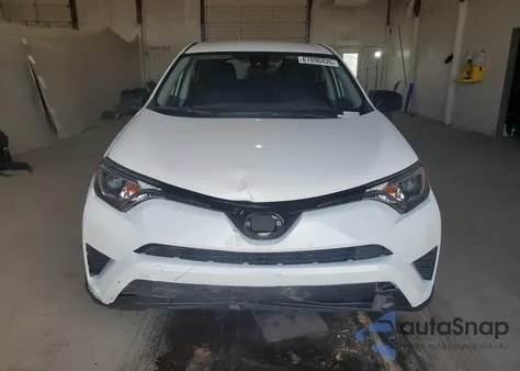 2018 Toyota Rav4 Le z USA, uszkodzony, nr VIN JTMBFREV1JD250261